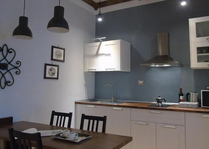 Duomo Classic Apartment